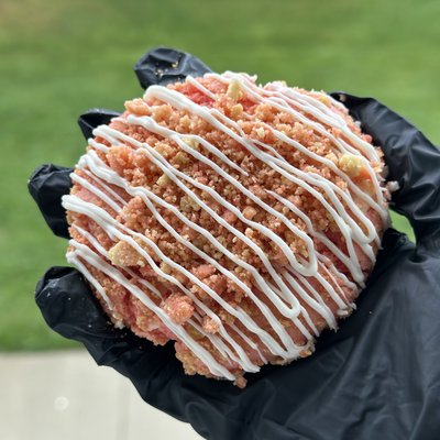Strawberry’s And Cream Cookie (10)