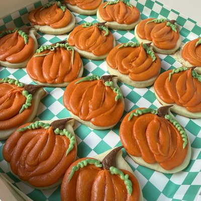 Mini Pumpkin Shaped Buttercream Sugar Cookies