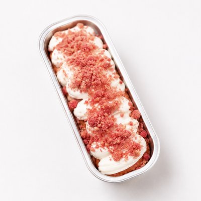 Strawberry Crunch Mini Cake 