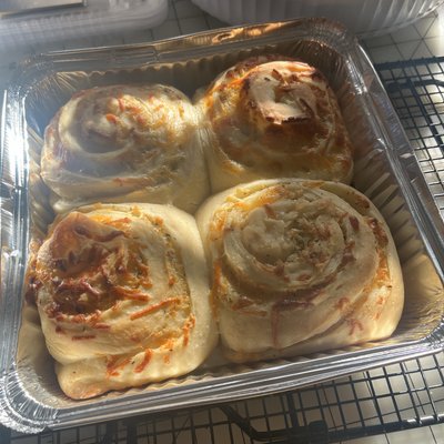 4-pk-Yeast Dinner Rolls.Mozzarella, Parmesan & Garlic 
