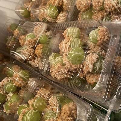 Taffy Grapes