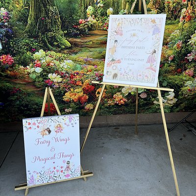 Sign Easel