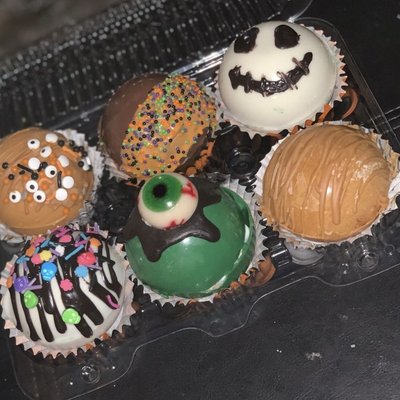 6 Pack Seasonal Or Character Hot Cocoa Bombs 