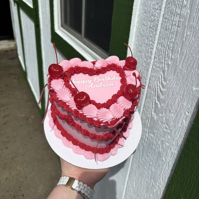 6” 2 Layer Heart Cake 
