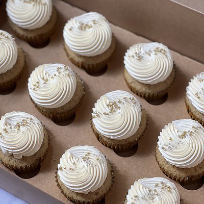 Dozen Earl Grey Cupcakes + Passionfruit Curd Filling