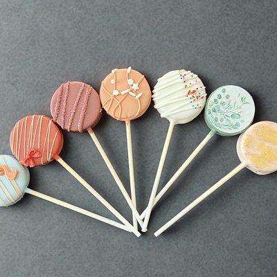 Basic Dozen Disk Cake Pops