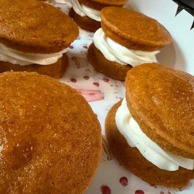 Pumpkin Whoopie Pies 