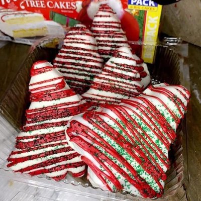 Christmas Tree Inspired Cakes(4 count)