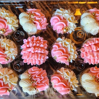Lux Cupcakes