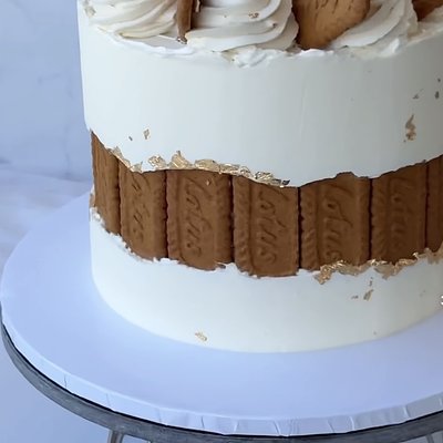 Biscoff Cake 