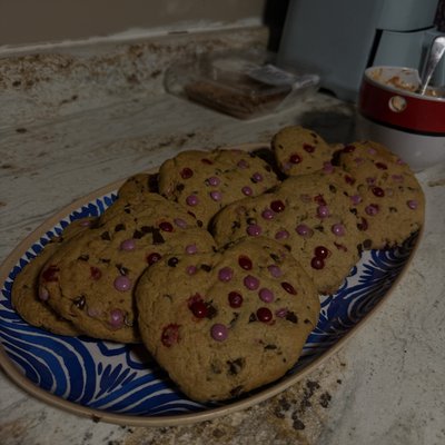 valentine's day feature - m&m heart shaped cookies - 6ct 