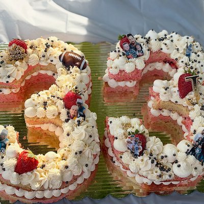 Number/Letter Cakes