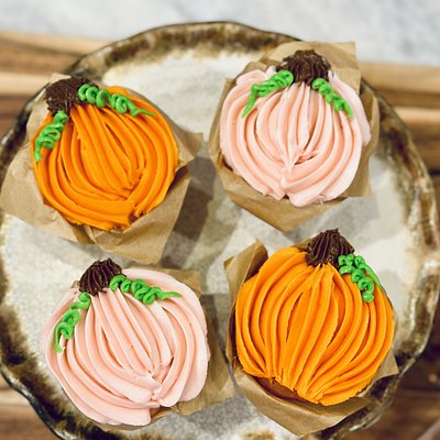 Pumpkin Cupcakes By The Dozen