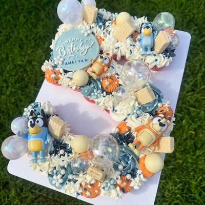 Cupcake Pullapart Cake