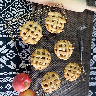 Fall Variety Cookie Box 1/2 Dozen (seasonal)