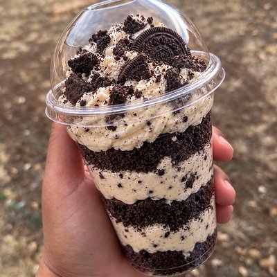 Cookies & Cream Cheesecake Cake Cup