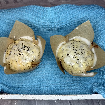 2 Lemon Poppy Seed Muffins