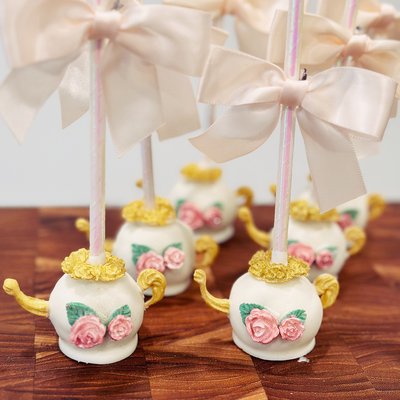 Themed Cake Pops 
