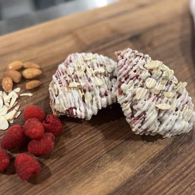 Scones- Raspberry Almond (6 Pack) 