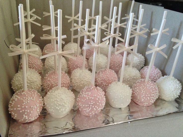 Cake Pops (Half Dozen)