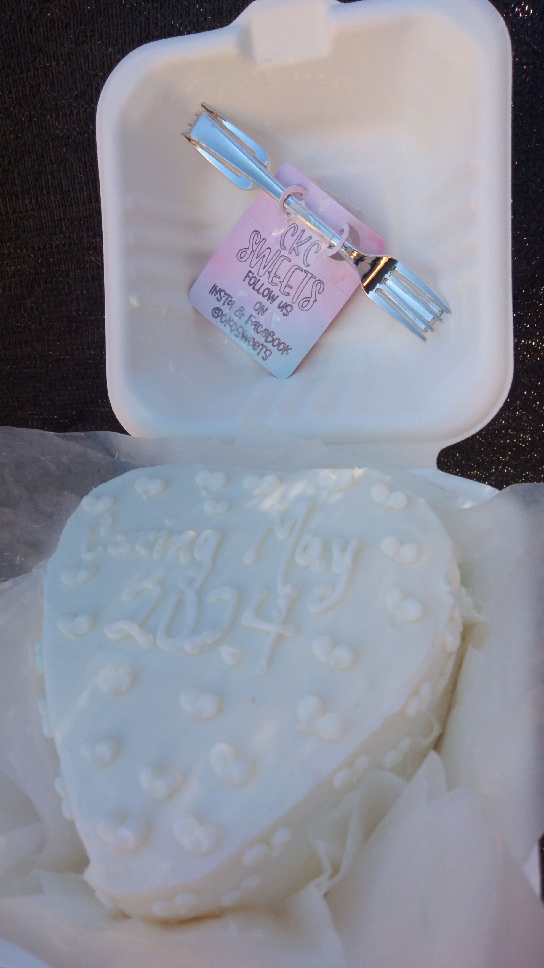 Gender Reveal Heart Bento Cake 