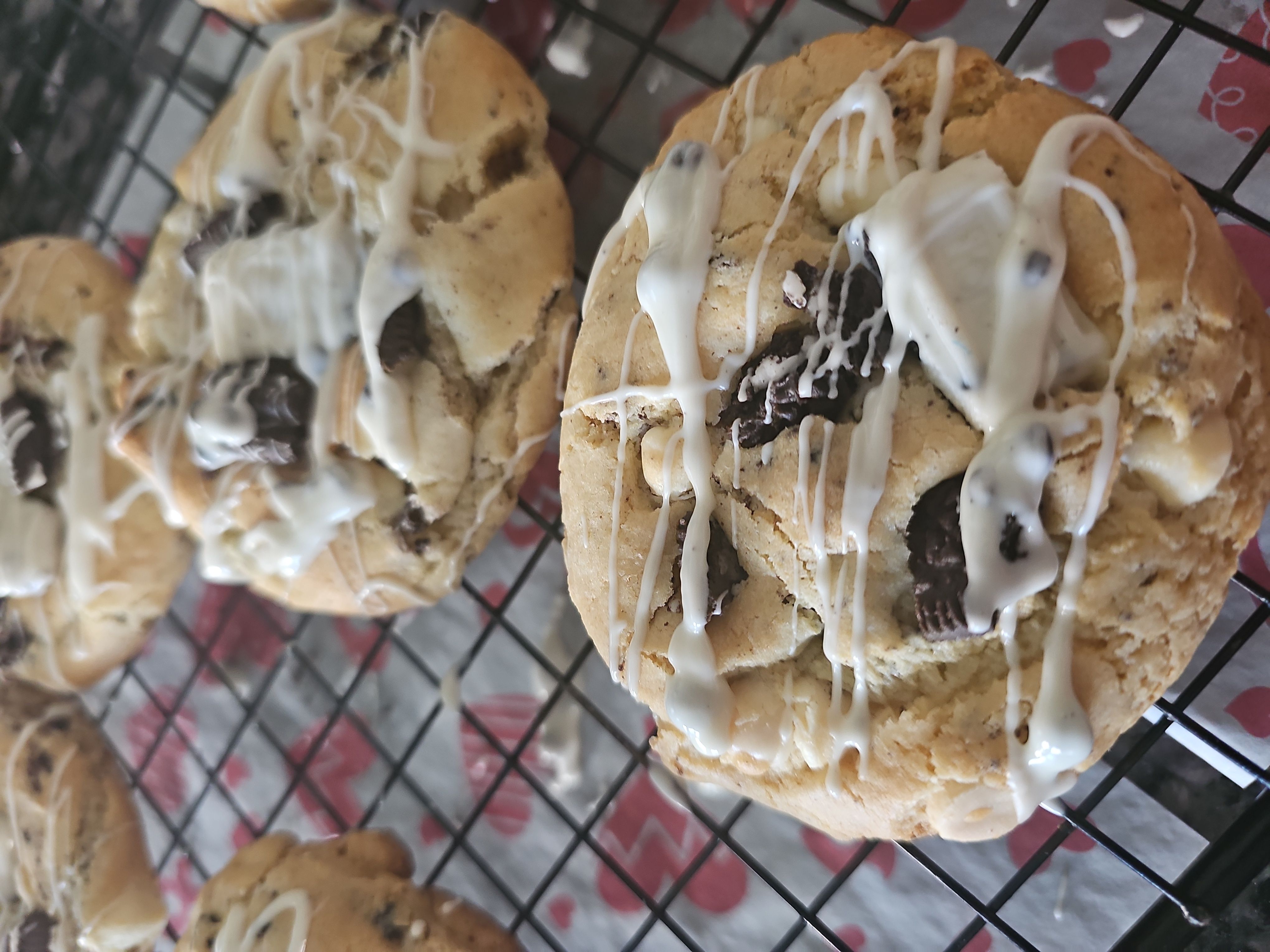 Cookies and Cream Cookies