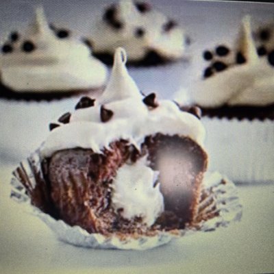 Cupcakes with filing inside