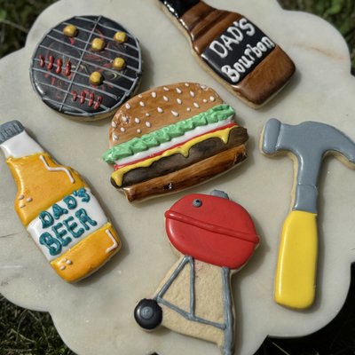 12 Detailed Cookies 