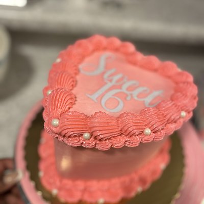 6in Heart Cake