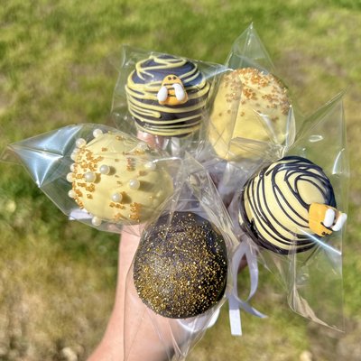 Custom Cake Pops