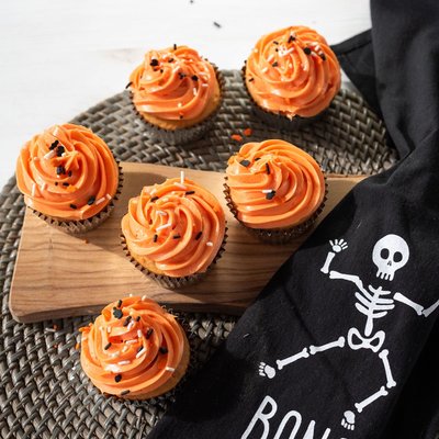 Basic Halloween Cupcakes 
