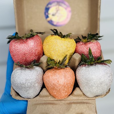 ✨Eggs-tra Glamorous Glitter Strawberry Carton 