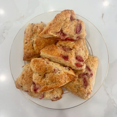Strawberry Sourdough Scones