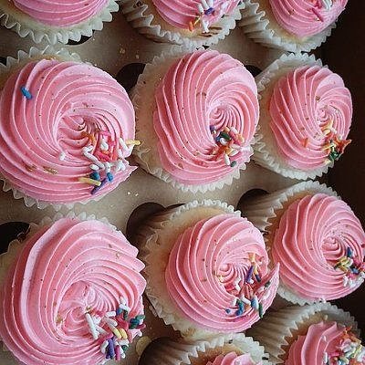 Standard Size Cupcakes 