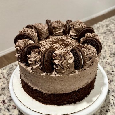 8” Gourmet Cake 