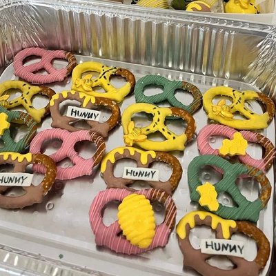 Dipped Pretzels 