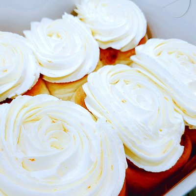 1/2 Dozen 