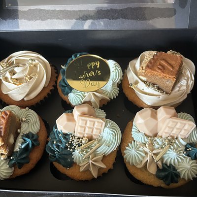 Special Occasion Cupcakes 