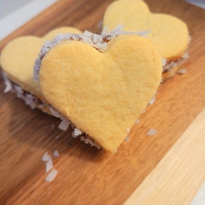 Heart-Shaped Alfajores- Coconut (1 Dozen)