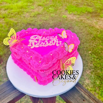 Heart Cake (6” Small)