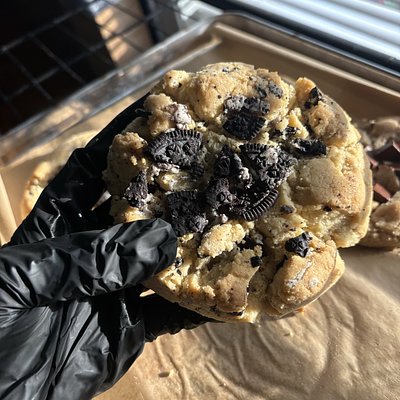 Browned Butter Cookies And Cream Sourdough Cookies