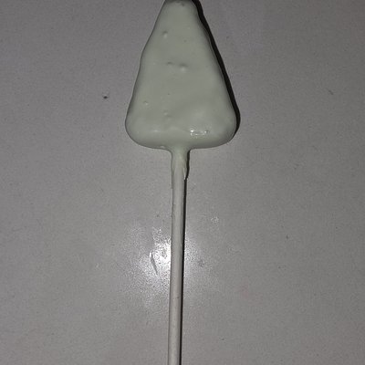 Triangle Shaped Cake Pops