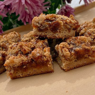 Apple Crumble Bars 