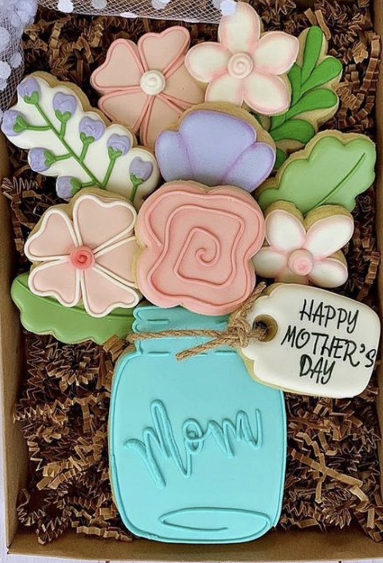 MOM-entous Floral Bouquet (Half Set - 6 Cookies)