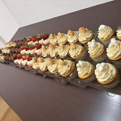 Standard Cupcakes 