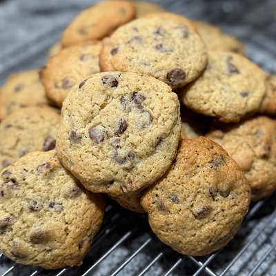 Chocolate Chip Sourdough Cookies (4 Pack)