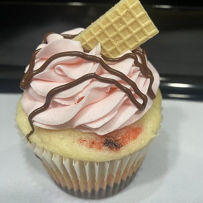 Neapolitan Cupcake 