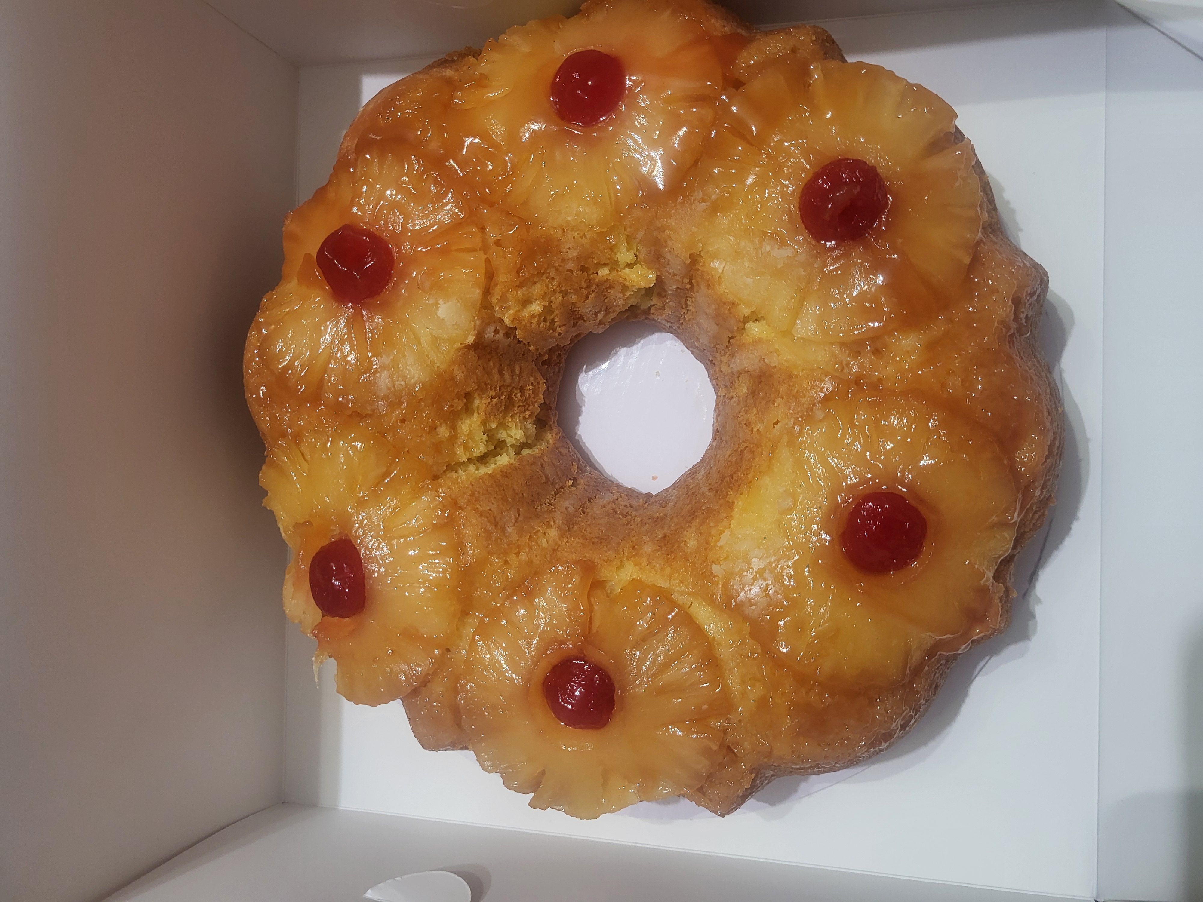 Pineapple Upside Down Bundt Cake 