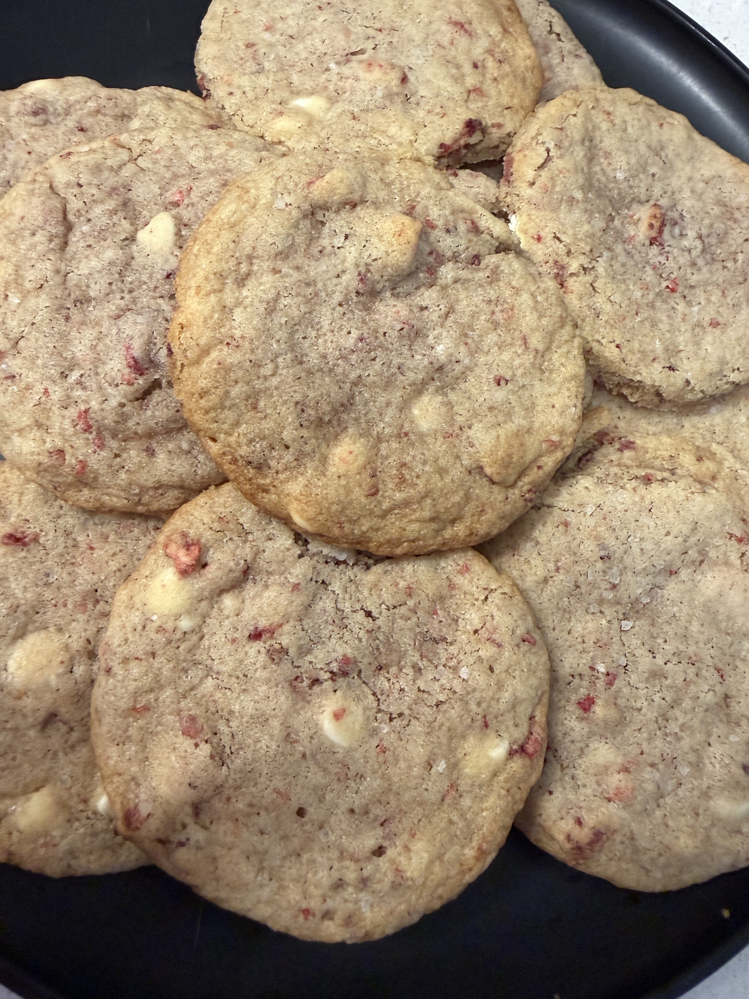 Strawberry & Cream Cheese Cookies 🍓🤍
