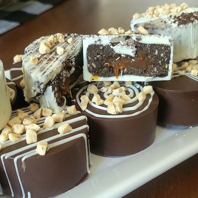 Cake Bites (6)